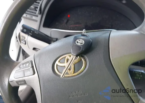 2009 Toyota Camry Le z USA, uszkodzony, nr VIN 4T1BE46KX9U905289